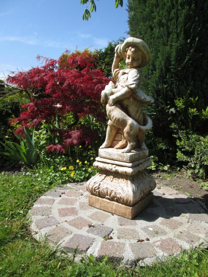 Bed & Breakfast Elbahof, Goed En Goedkoop! Hem